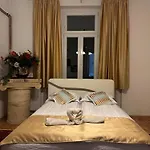 Leyla 公寓